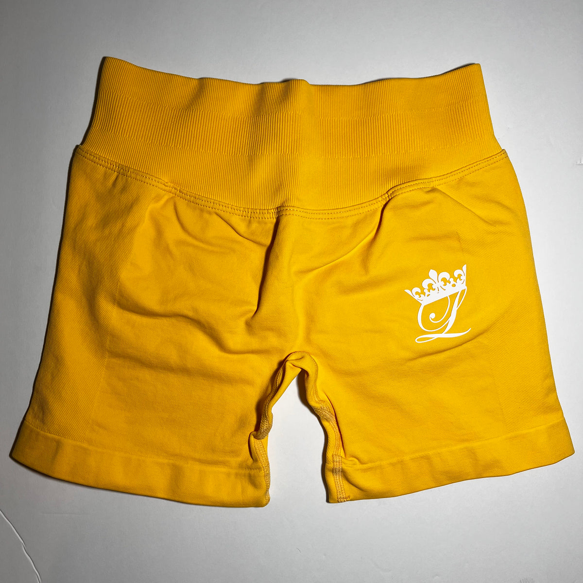 Short Jaune