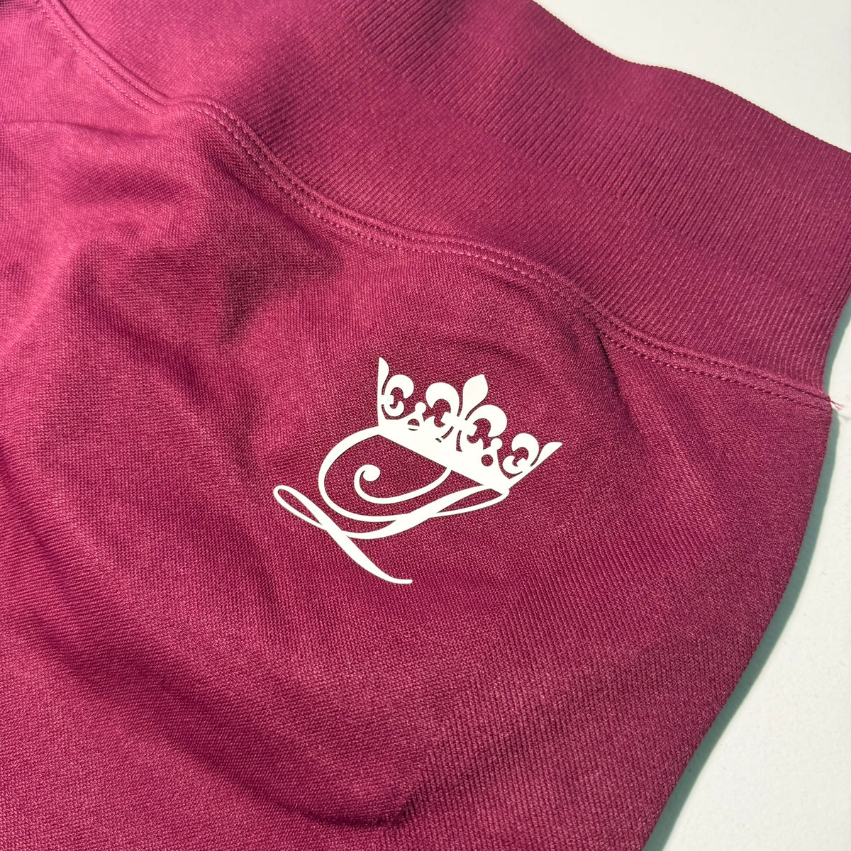 Dark Berry Shorts 4.5¨