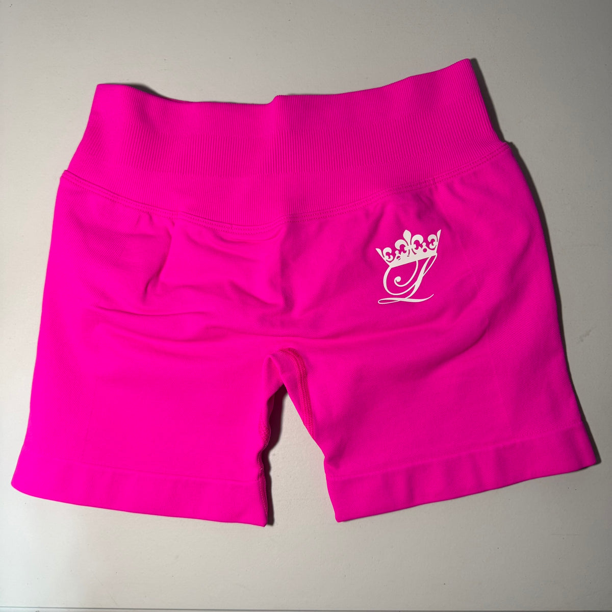 Short Scrunch Bright Fuschia